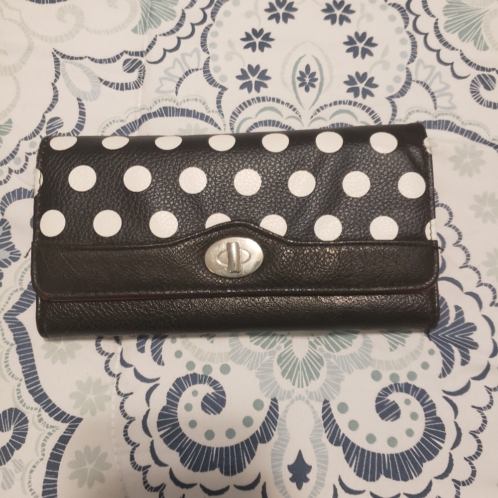 Cute black and white polkDot wallet